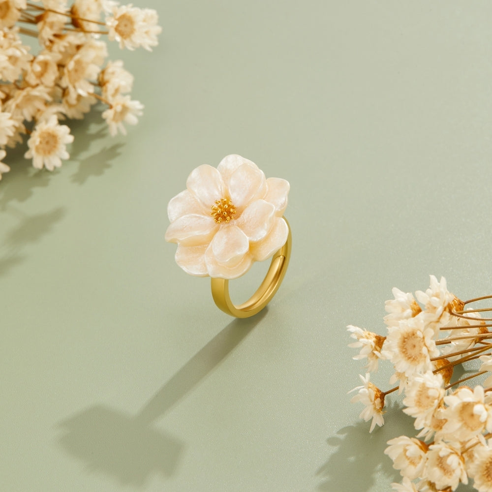 Camelia Bloom Ring