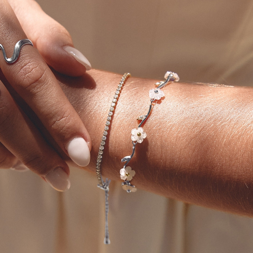 Silver White Pearl Blossom Bracelet