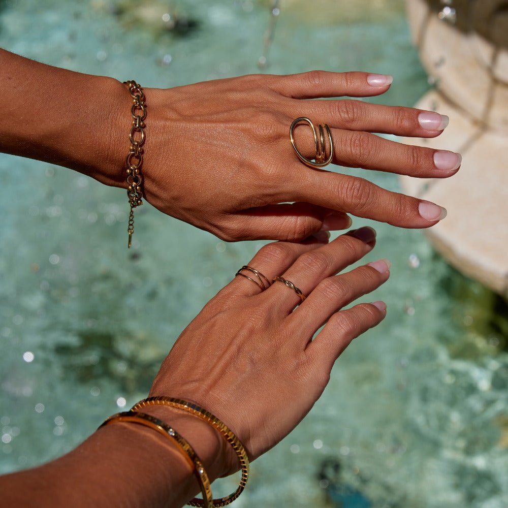 Ava Twisted Wave Ring - Beautiful Earth Boutique