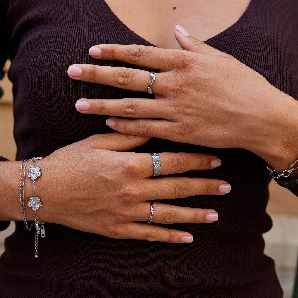 Silver Crystal Clover Band Ring - Beautiful Earth Boutique