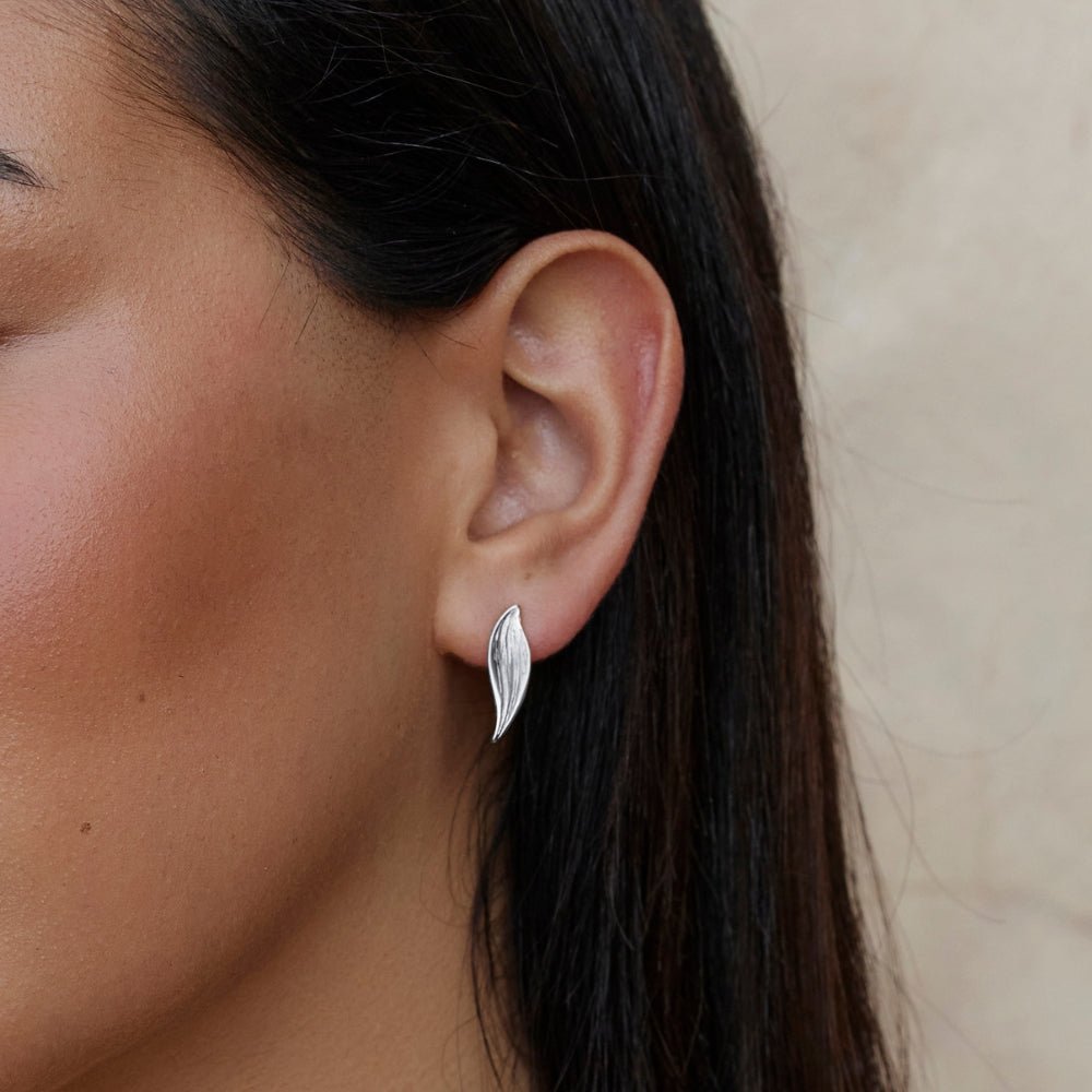 Vintage Monet Silver Leaf Earrings - Beautiful Earth Boutique