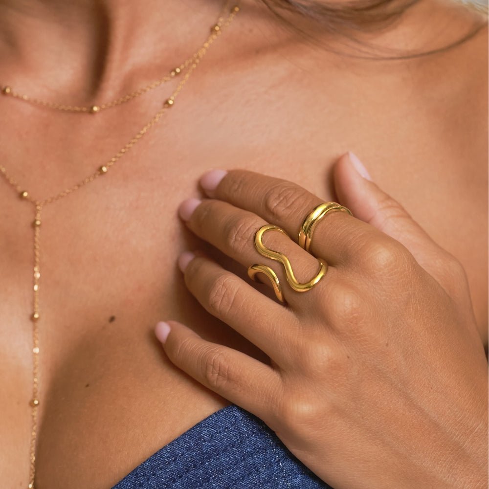 Yana Geometric Twist Ring - Beautiful Earth Boutique